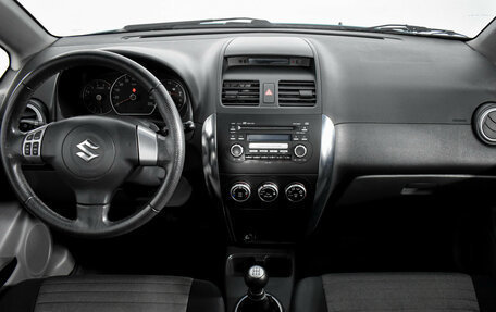 Suzuki SX4 II рестайлинг, 2008 год, 720 000 рублей, 13 фотография