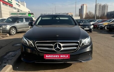 Mercedes-Benz E-Класс, 2017 год, 2 499 000 рублей, 3 фотография