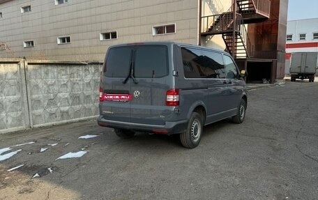 Volkswagen Caravelle T5, 2014 год, 2 900 000 рублей, 5 фотография