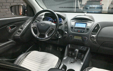 Hyundai ix35 I рестайлинг, 2013 год, 1 610 000 рублей, 10 фотография