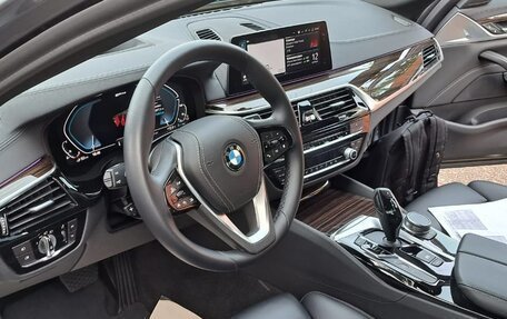 BMW 5 серия, 2019 год, 4 990 000 рублей, 1 фотография