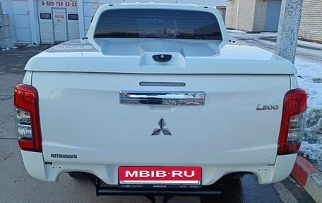 Mitsubishi L200 IV рестайлинг, 2019 год, 2 500 000 рублей, 3 фотография