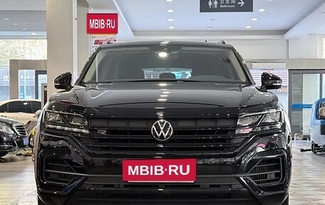 Volkswagen Touareg III, 2022 год, 6 670 000 рублей, 2 фотография