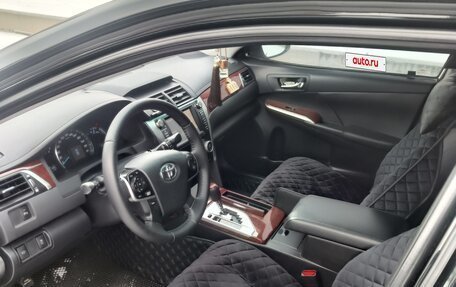 Toyota Camry, 2013 год, 2 220 000 рублей, 2 фотография