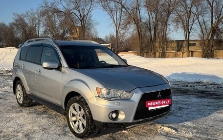 Mitsubishi Outlander III рестайлинг 3, 2010 год, 1 290 000 рублей, 4 фотография