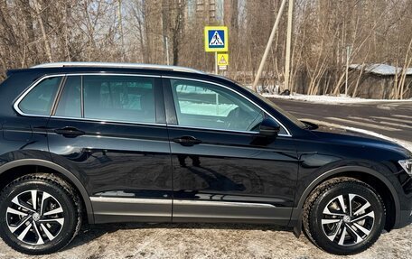 Volkswagen Tiguan II, 2019 год, 3 700 000 рублей, 14 фотография