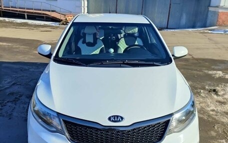 KIA Rio III рестайлинг, 2016 год, 1 375 000 рублей, 1 фотография