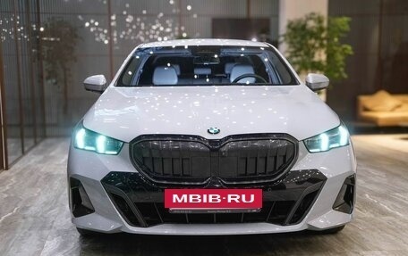 BMW 5 серия, 2023 год, 9 200 000 рублей, 3 фотография