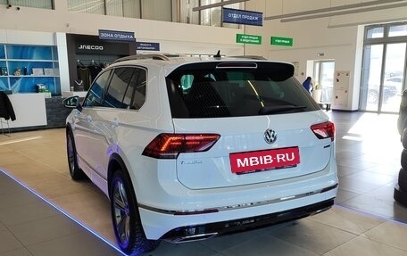 Volkswagen Tiguan II, 2019 год, 3 590 000 рублей, 3 фотография