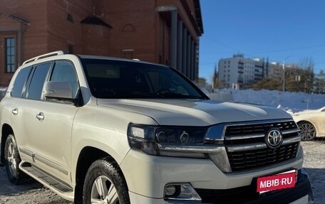 Toyota Land Cruiser 200, 2015 год, 4 699 999 рублей, 1 фотография