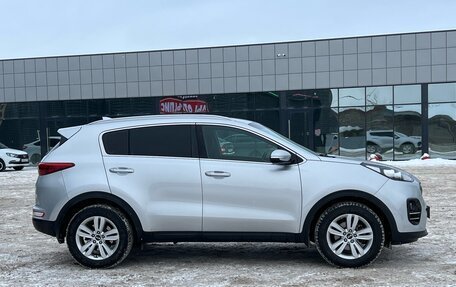 KIA Sportage IV рестайлинг, 2018 год, 2 200 000 рублей, 5 фотография