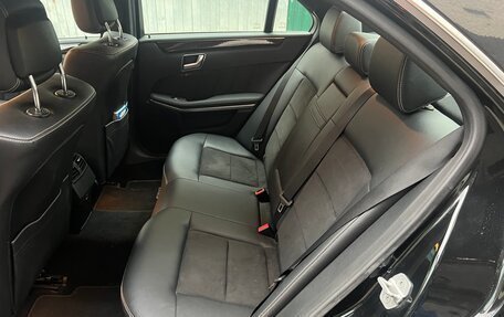Mercedes-Benz E-Класс, 2011 год, 1 700 000 рублей, 13 фотография