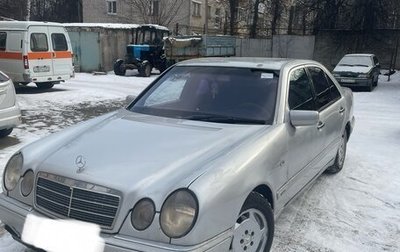 Mercedes-Benz E-Класс, 1997 год, 290 000 рублей, 1 фотография