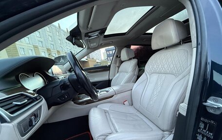 BMW 7 серия, 2016 год, 2 750 000 рублей, 17 фотография