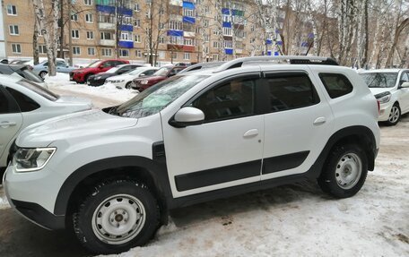 Renault Duster, 2022 год, 2 080 000 рублей, 2 фотография