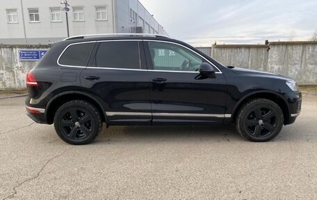 Volkswagen Touareg III, 2015 год, 2 299 000 рублей, 7 фотография