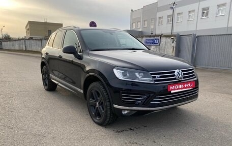 Volkswagen Touareg III, 2015 год, 2 299 000 рублей, 4 фотография