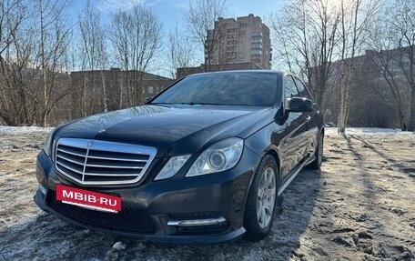 Mercedes-Benz E-Класс, 2011 год, 1 450 000 рублей, 2 фотография