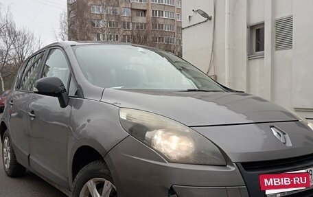 Renault Scenic III, 2010 год, 600 000 рублей, 2 фотография