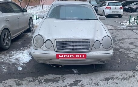 Mercedes-Benz E-Класс, 1996 год, 250 000 рублей, 3 фотография