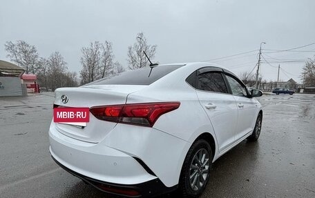 Hyundai Solaris II рестайлинг, 2021 год, 1 580 000 рублей, 7 фотография