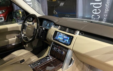 Land Rover Range Rover IV рестайлинг, 2017 год, 5 090 000 рублей, 4 фотография