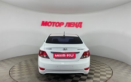 Hyundai Solaris II рестайлинг, 2013 год, 869 000 рублей, 5 фотография