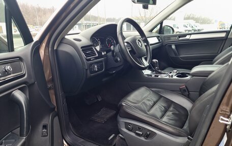 Volkswagen Touareg III, 2013 год, 2 580 000 рублей, 8 фотография