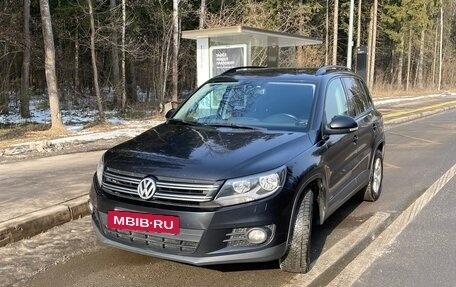 Volkswagen Tiguan I, 2011 год, 950 000 рублей, 2 фотография