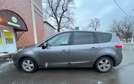 Renault Scenic III, 2011 год, 730 000 рублей, 3 фотография