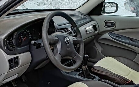 Nissan Almera, 2002 год, 220 000 рублей, 4 фотография