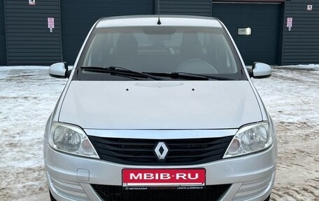 Renault Logan I, 2013 год, 650 000 рублей, 2 фотография