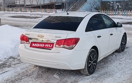 Chevrolet Cruze II, 2013 год, 600 000 рублей, 3 фотография