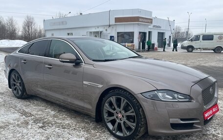 Jaguar XJ IV (X351), 2017 год, 3 990 000 рублей, 5 фотография