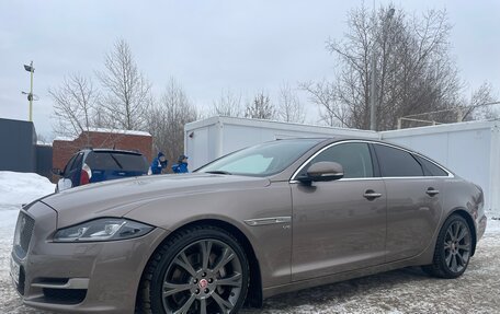 Jaguar XJ IV (X351), 2017 год, 3 990 000 рублей, 7 фотография