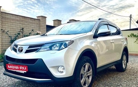 Toyota RAV4, 2014 год, 2 100 000 рублей, 5 фотография