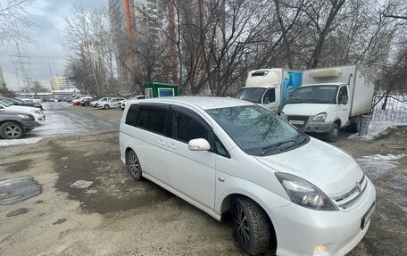 Toyota ISis I, 2011 год, 1 300 000 рублей, 8 фотография