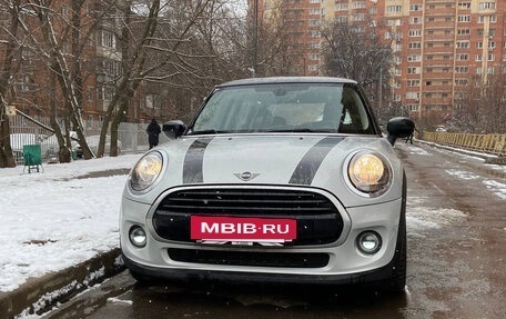 MINI Hatch, 2020 год, 2 500 000 рублей, 2 фотография