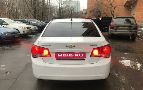 Chevrolet Cruze II, 2010 год, 690 000 рублей, 2 фотография