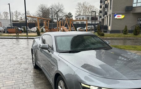 Chevrolet Camaro VI, 2018 год, 2 200 000 рублей, 3 фотография