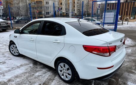 KIA Rio III рестайлинг, 2015 год, 830 000 рублей, 7 фотография