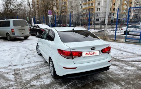 KIA Rio III рестайлинг, 2015 год, 830 000 рублей, 17 фотография