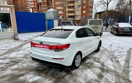 KIA Rio III рестайлинг, 2015 год, 830 000 рублей, 19 фотография