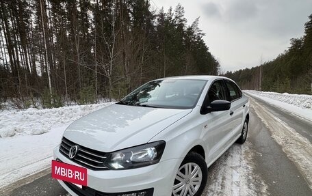 Volkswagen Polo VI (EU Market), 2017 год, 997 000 рублей, 2 фотография