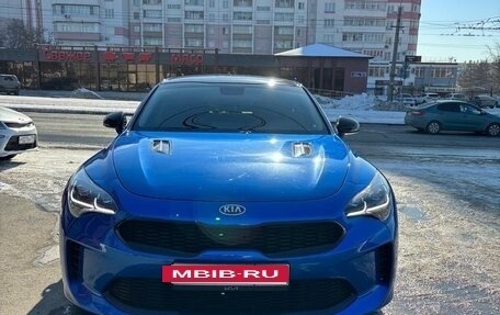 KIA Stinger I, 2018 год, 2 500 000 рублей, 9 фотография