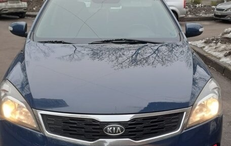 KIA cee'd I рестайлинг, 2010 год, 880 000 рублей, 1 фотография