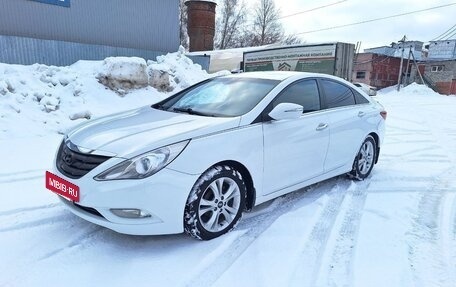 Hyundai Sonata VI, 2011 год, 1 050 000 рублей, 2 фотография