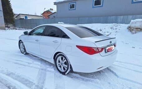 Hyundai Sonata VI, 2011 год, 1 050 000 рублей, 3 фотография