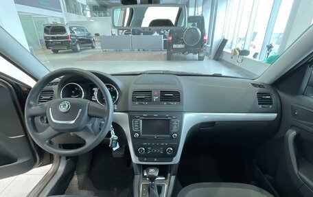 Skoda Yeti I рестайлинг, 2012 год, 1 092 000 рублей, 12 фотография