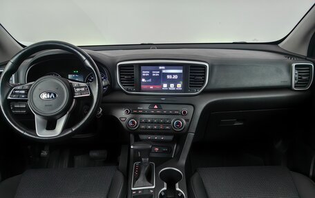 KIA Sportage IV рестайлинг, 2021 год, 2 525 000 рублей, 6 фотография